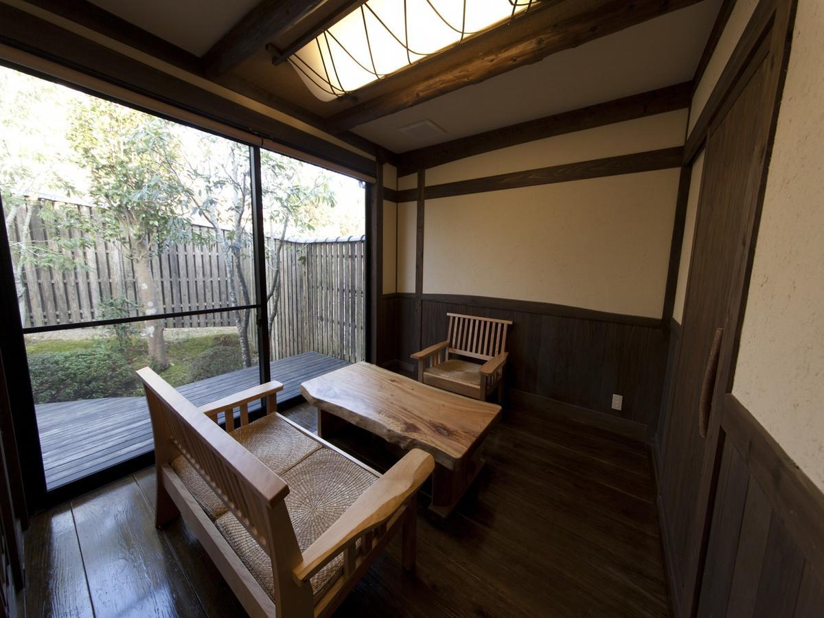 Gokuraku Onsen Takumi No Yado Hotel Takaharu Buitenkant foto