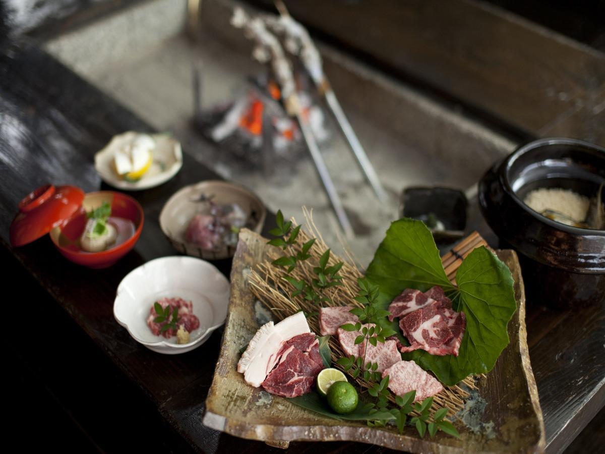 Gokuraku Onsen Takumi No Yado Hotel Takaharu Buitenkant foto